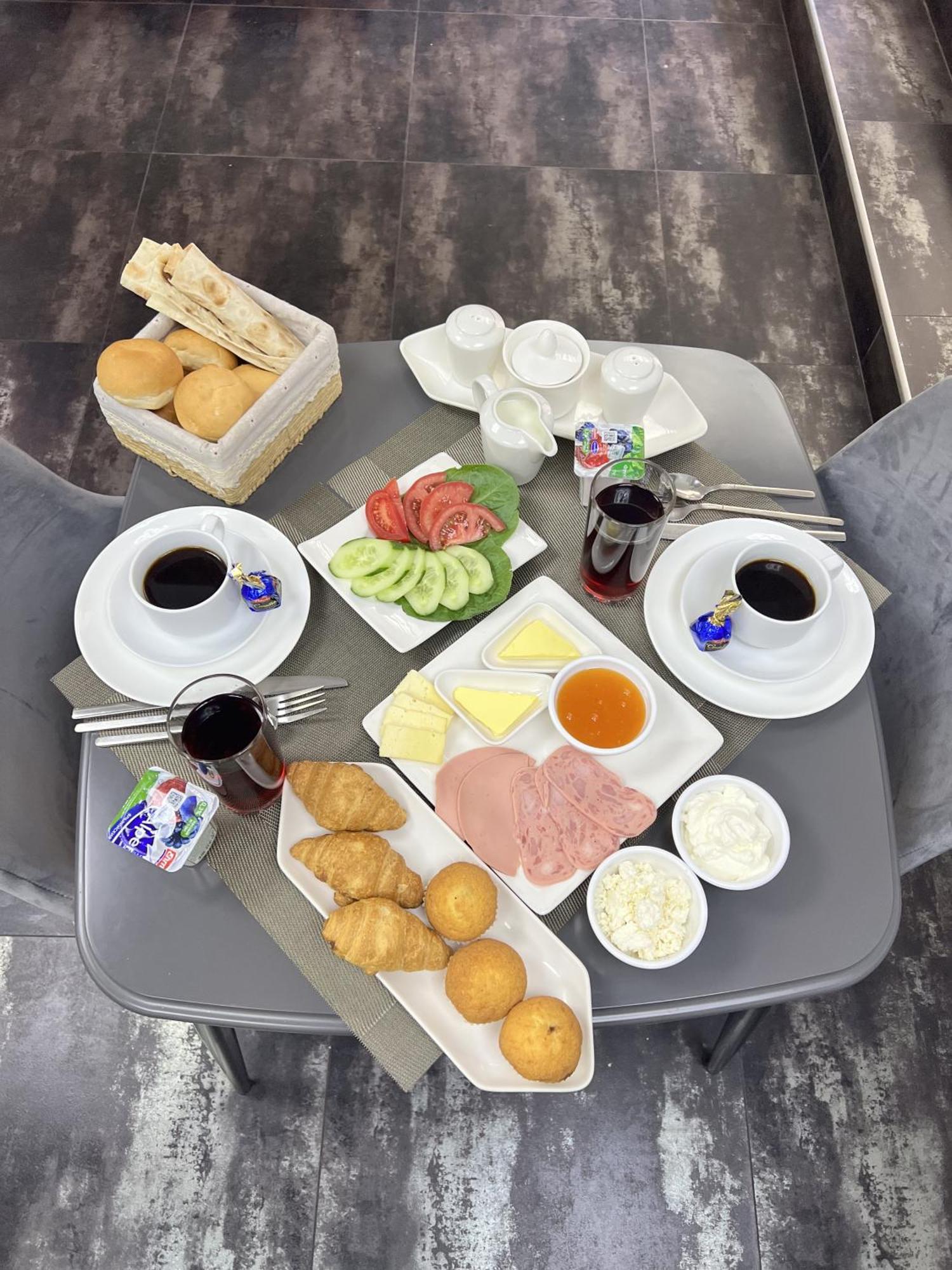 Mashtots Hotel Jerevan Eksteriør billede