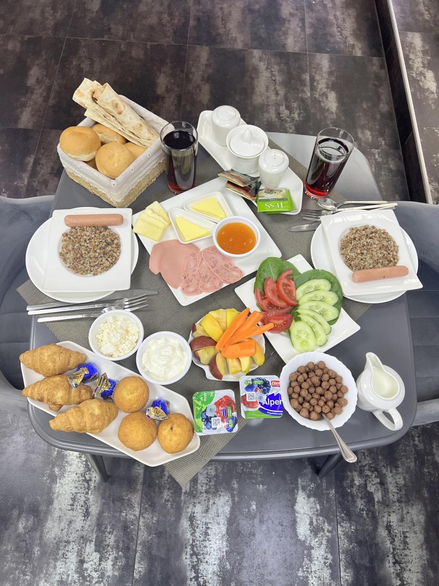 Mashtots Hotel Jerevan Eksteriør billede