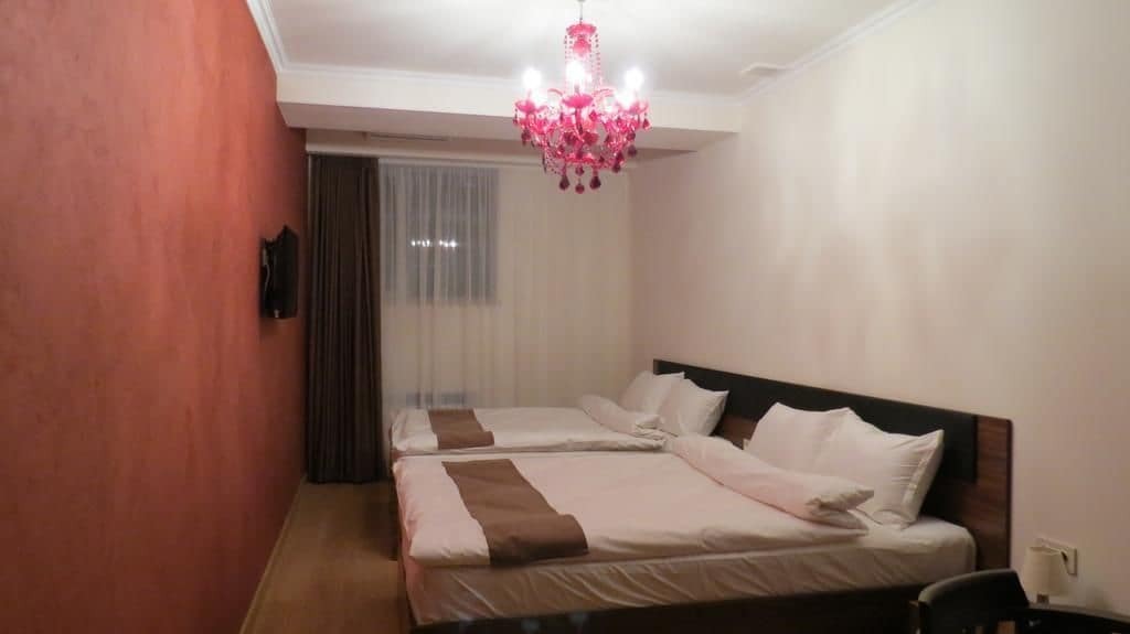 Mashtots Hotel Jerevan Eksteriør billede